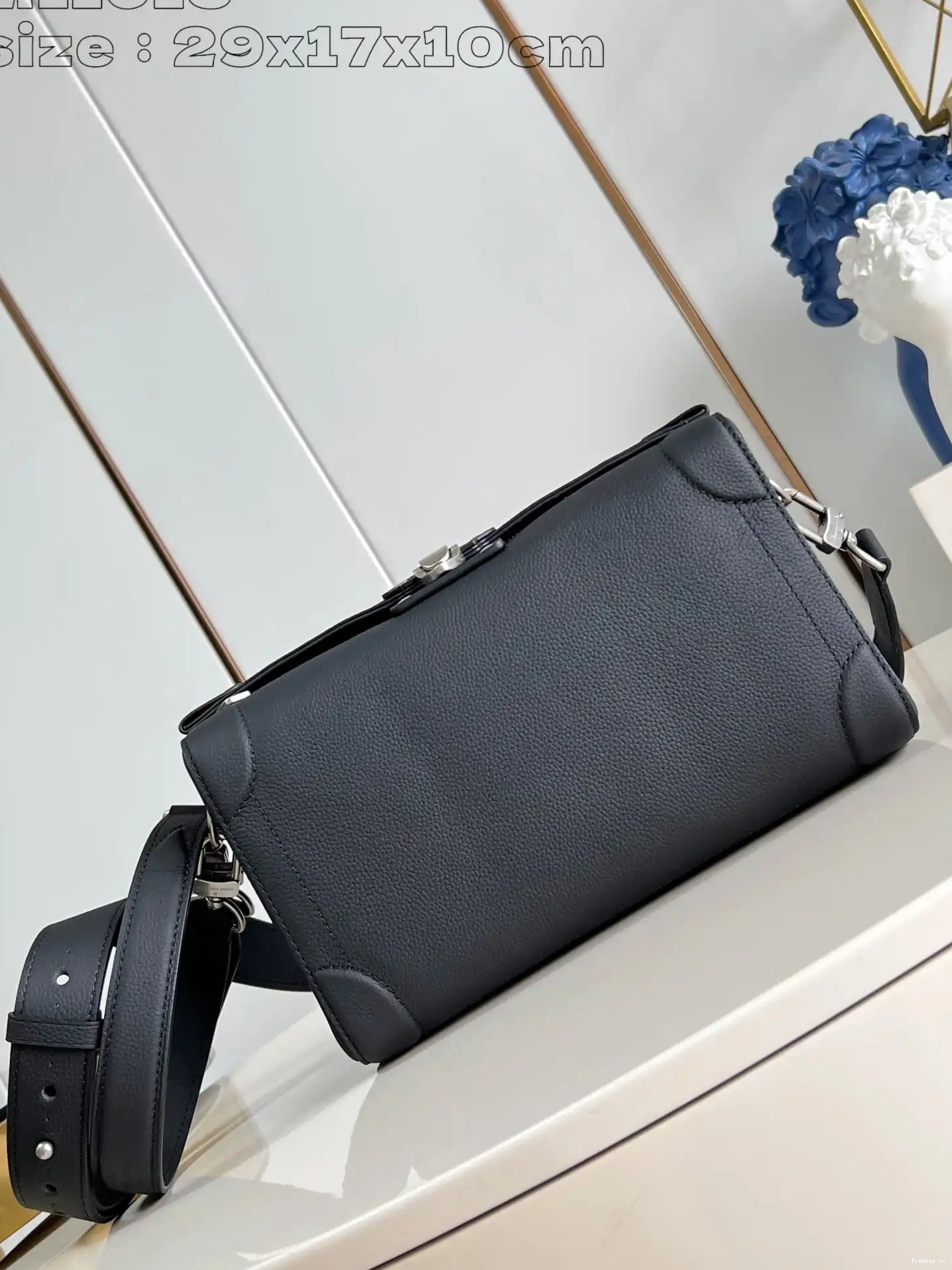 Frstbag ru East West-29*17.5*10CM Soul Trunk LOUIS VUITTON 0505